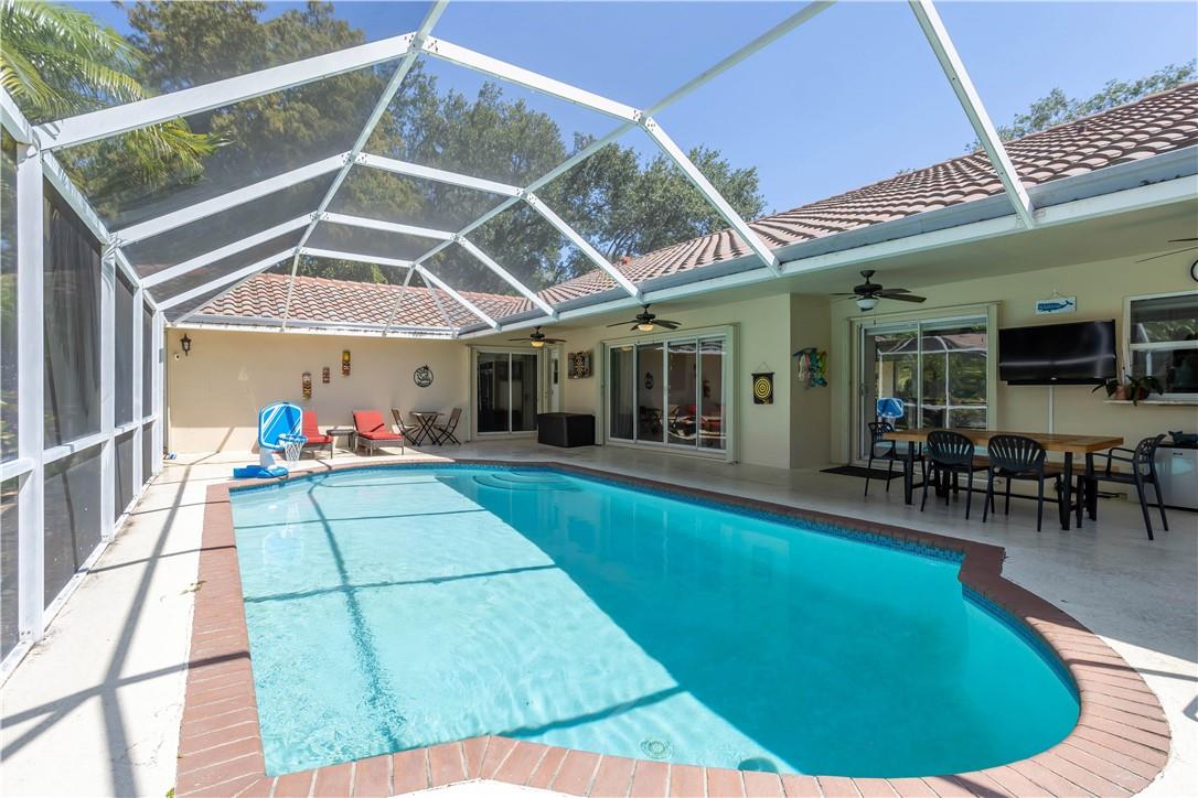 THE LANDINGS OF PARKLAND - Residential