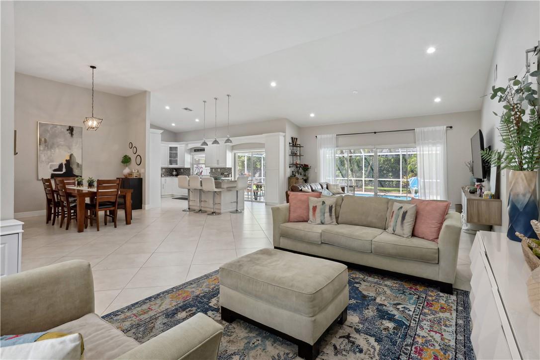 THE LANDINGS OF PARKLAND - Residential