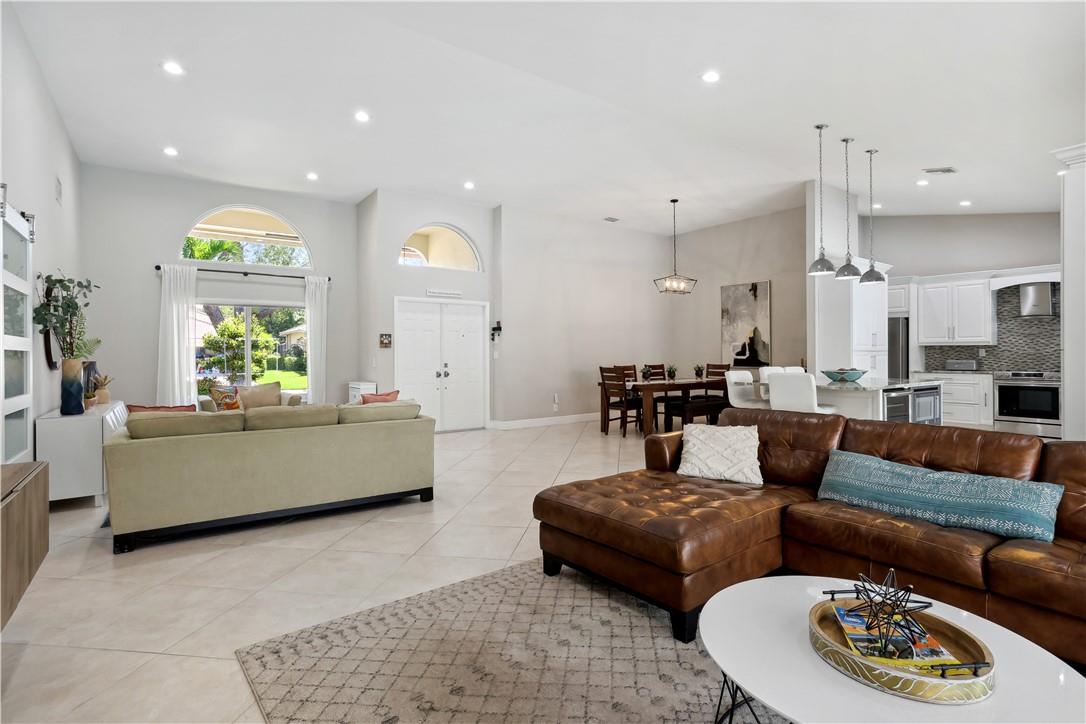 THE LANDINGS OF PARKLAND - Residential