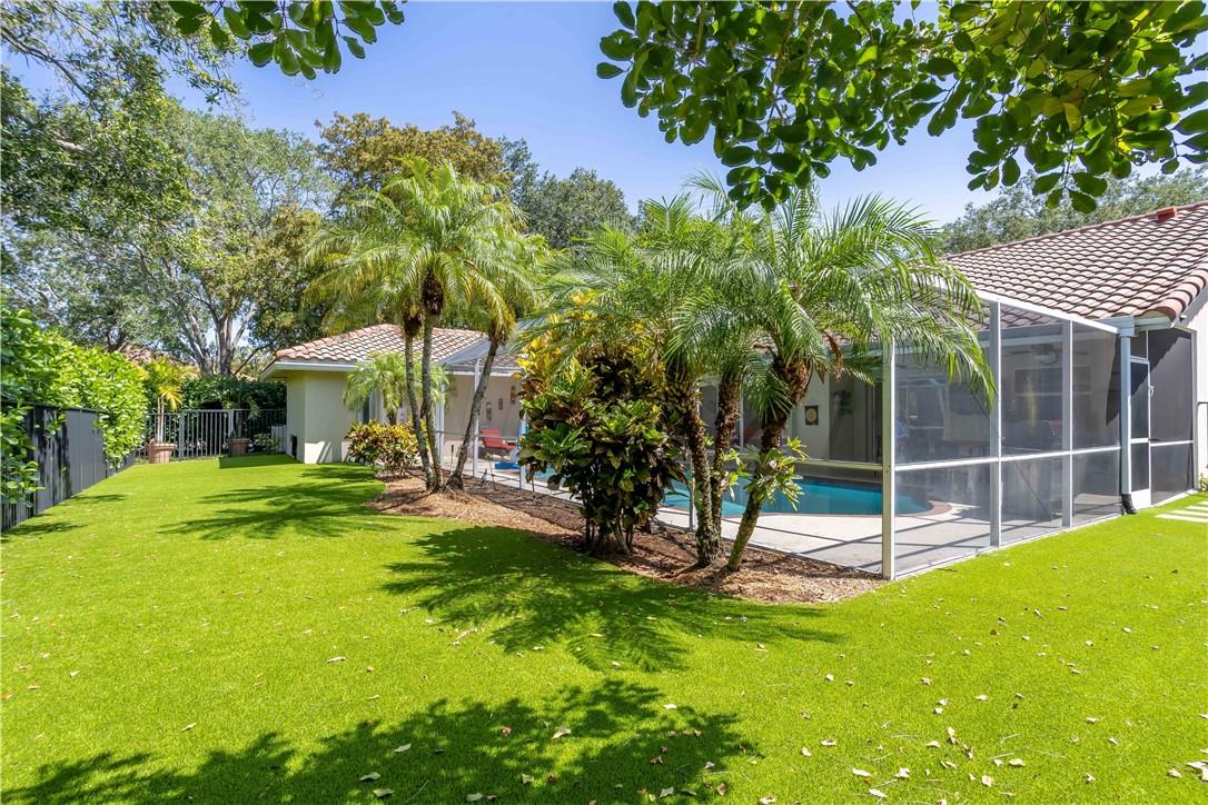 THE LANDINGS OF PARKLAND - Residential