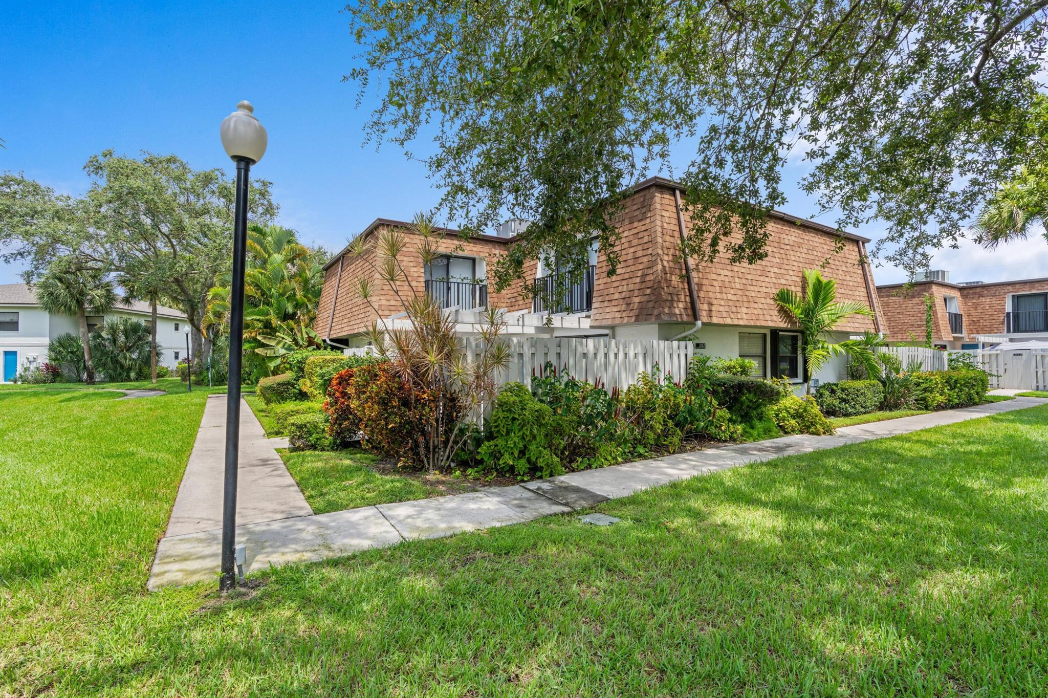 3132 SW 20th Terrace 12c