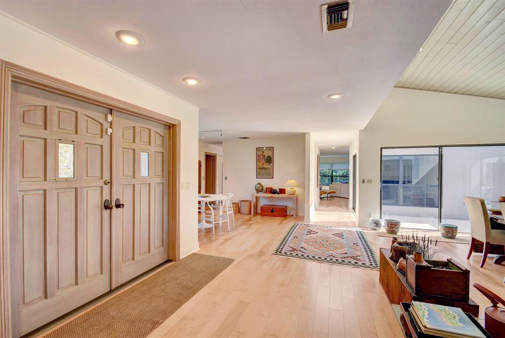 ISLAND OF WELLINGTON - Residential