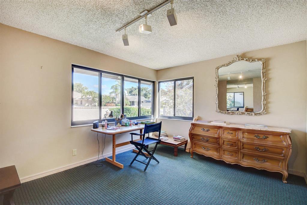 ISLAND OF WELLINGTON - Residential