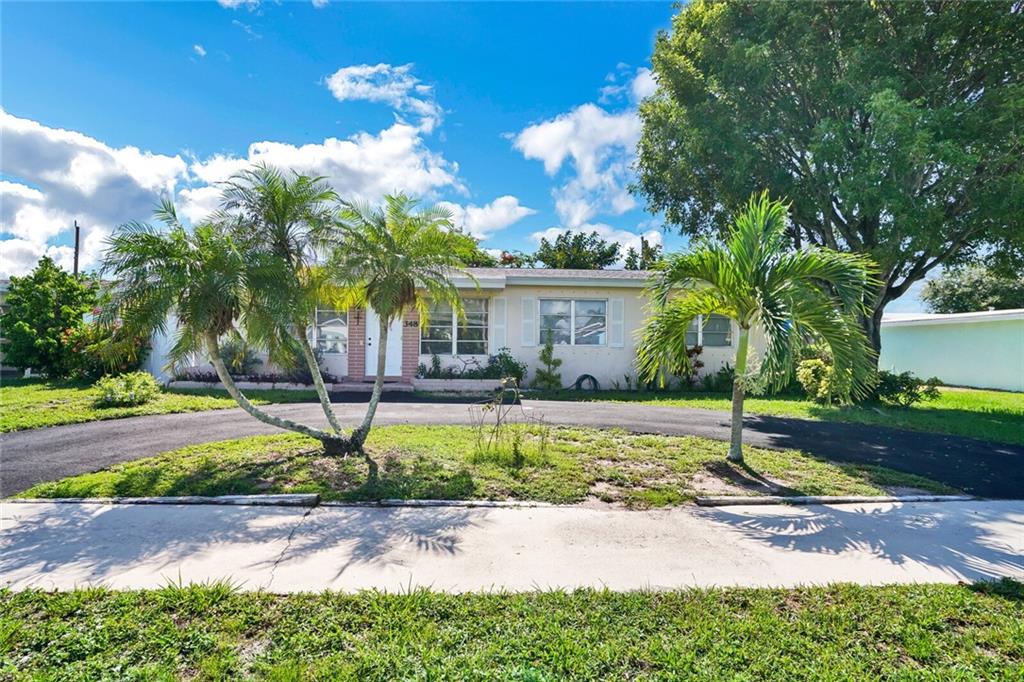 Palm Spgs Village 01 - Residential