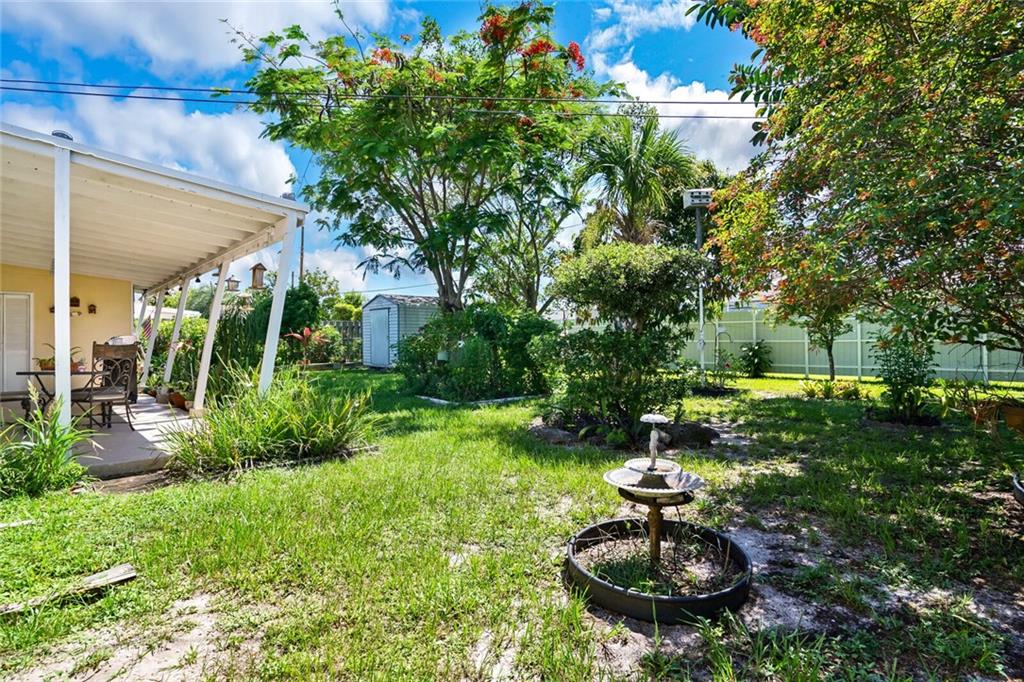 Palm Spgs Village 01 - Residential