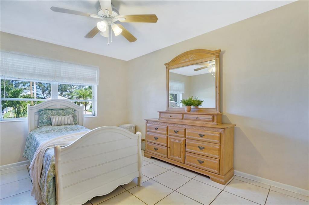 Palm Spgs Village 01 - Residential