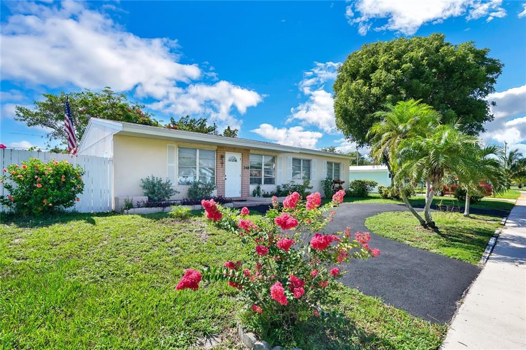 Palm Spgs Village 01 - Residential