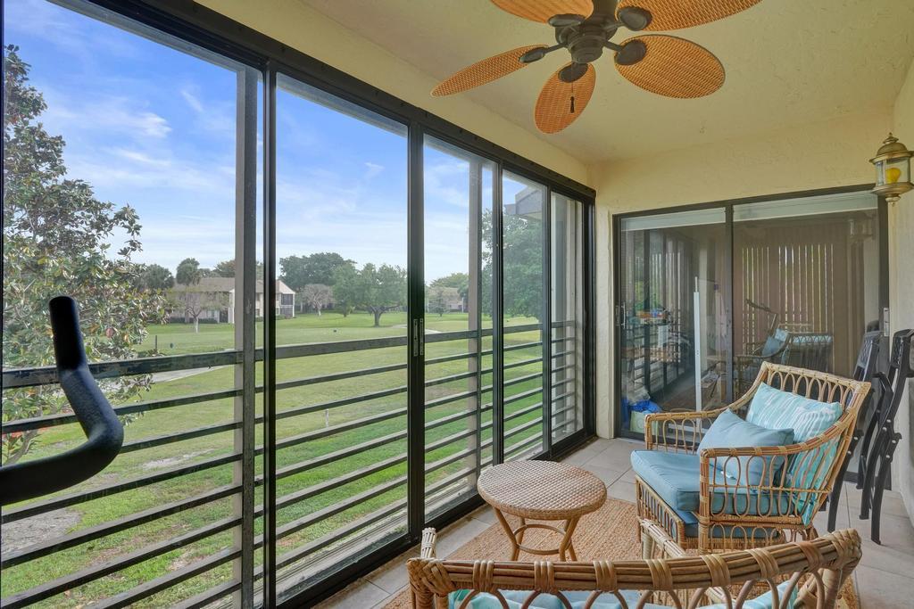 GARDENS 4 CONDO - Residential