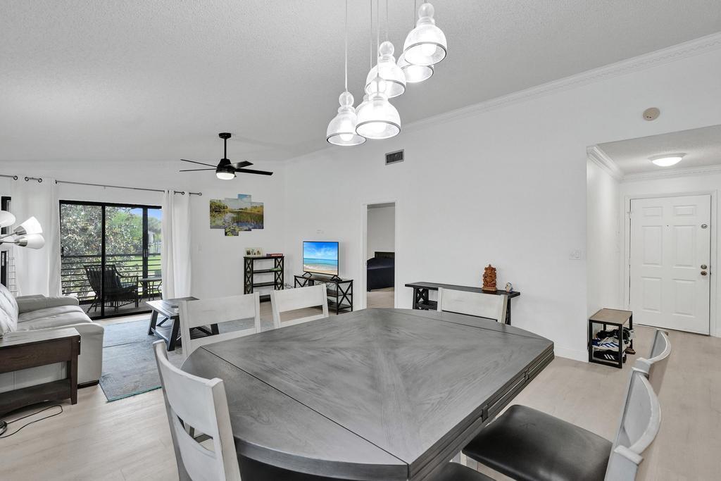 GARDENS 4 CONDO - Residential