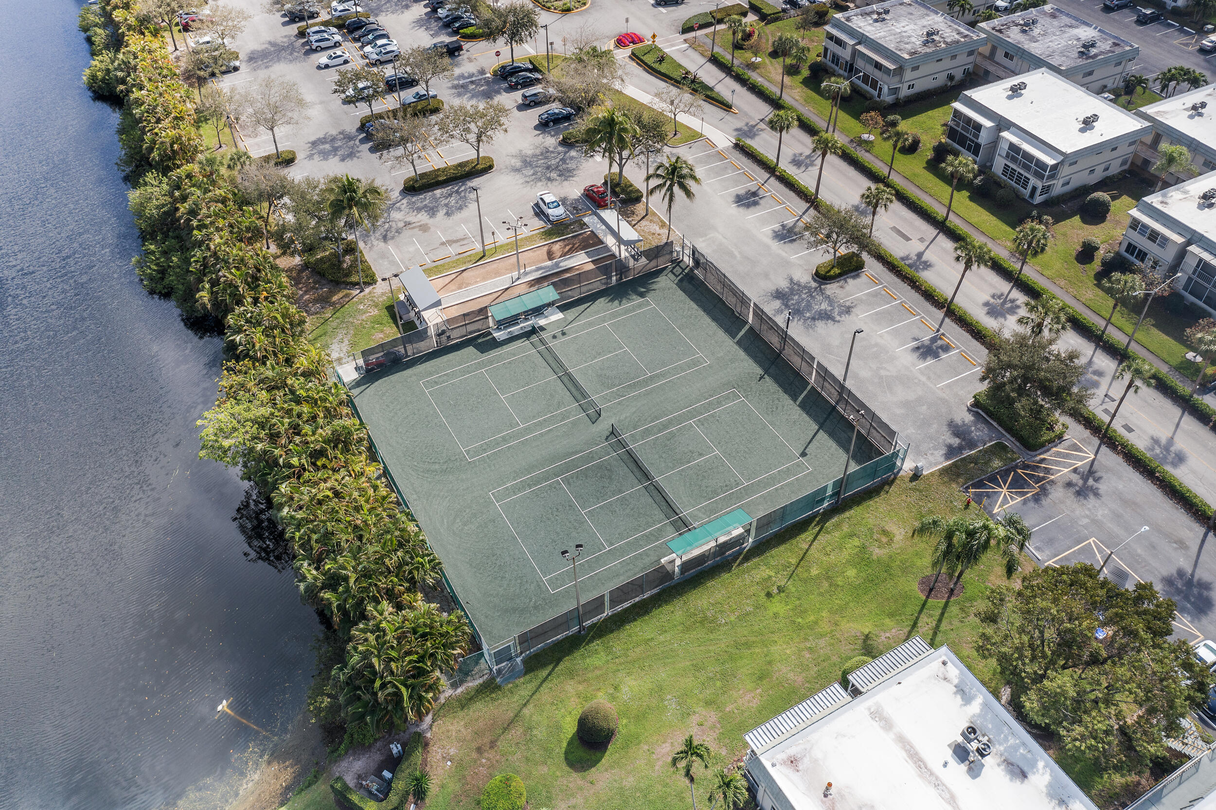 KINGS POINT BRITTANY CONDOS - Residential