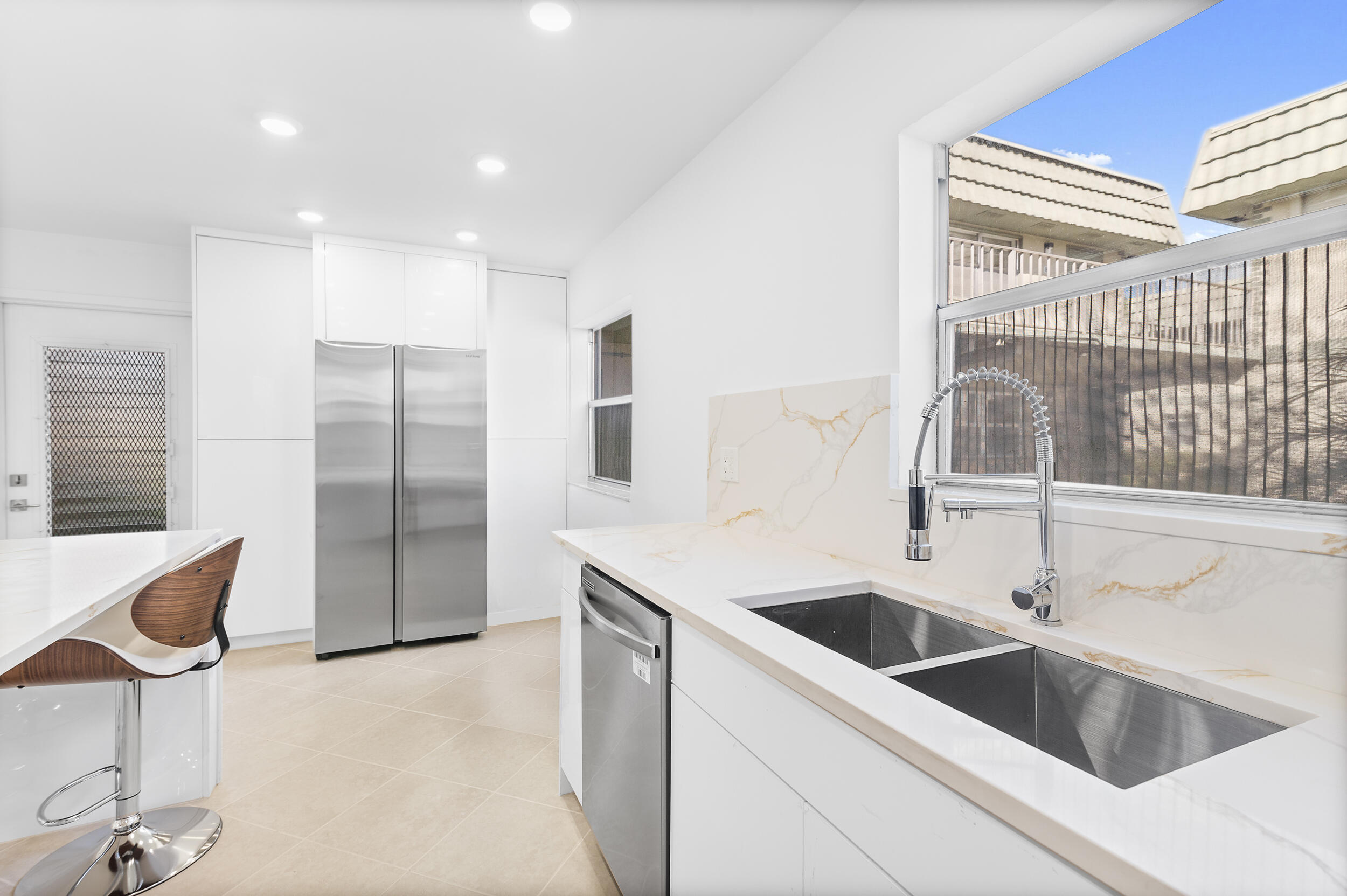 KINGS POINT BRITTANY CONDOS - Residential