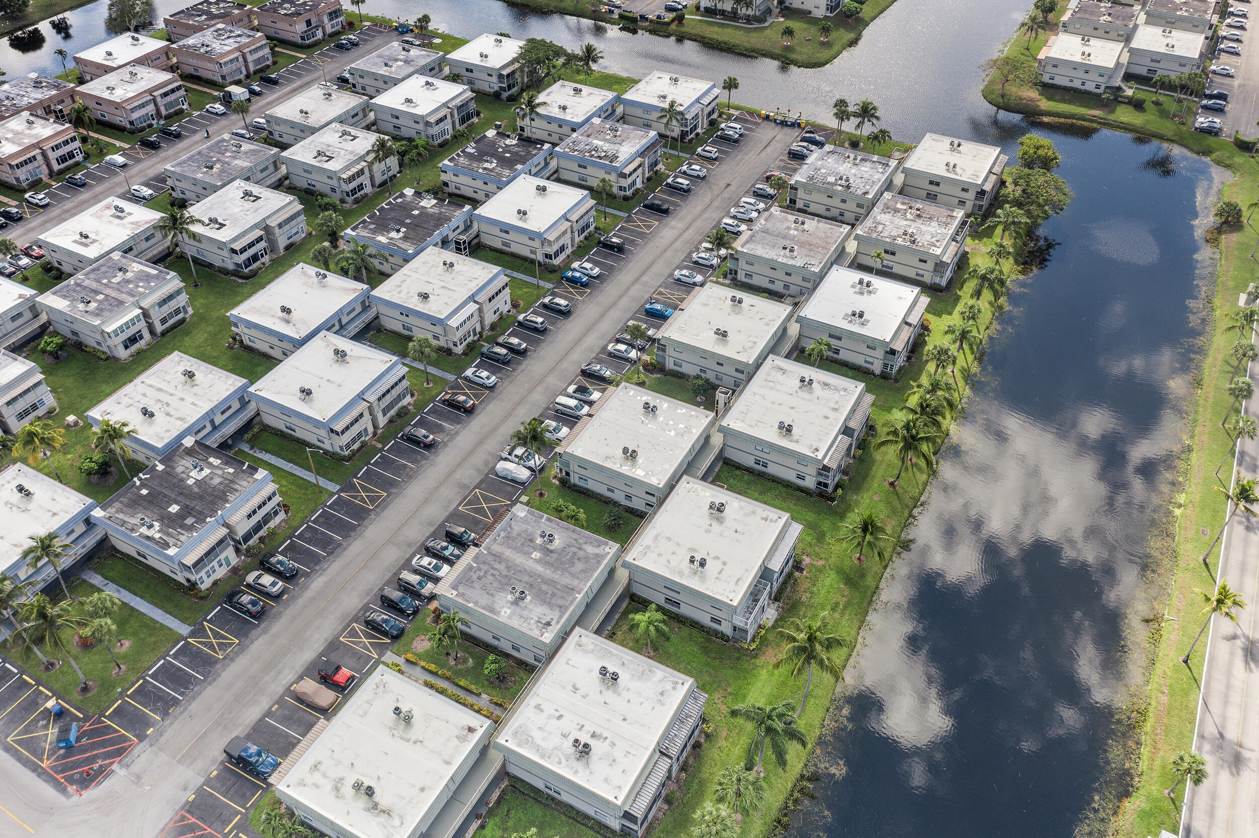 KINGS POINT BRITTANY CONDOS - Residential