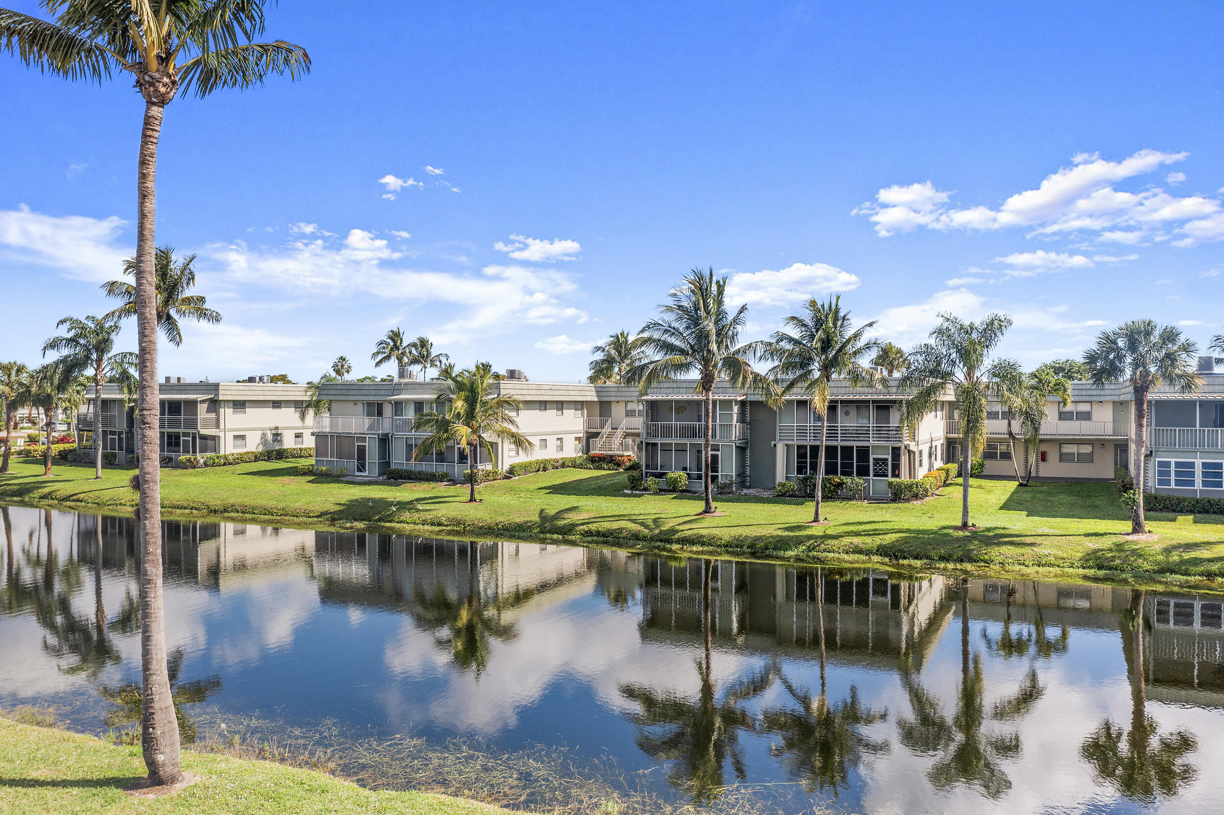 KINGS POINT BRITTANY CONDOS - Residential