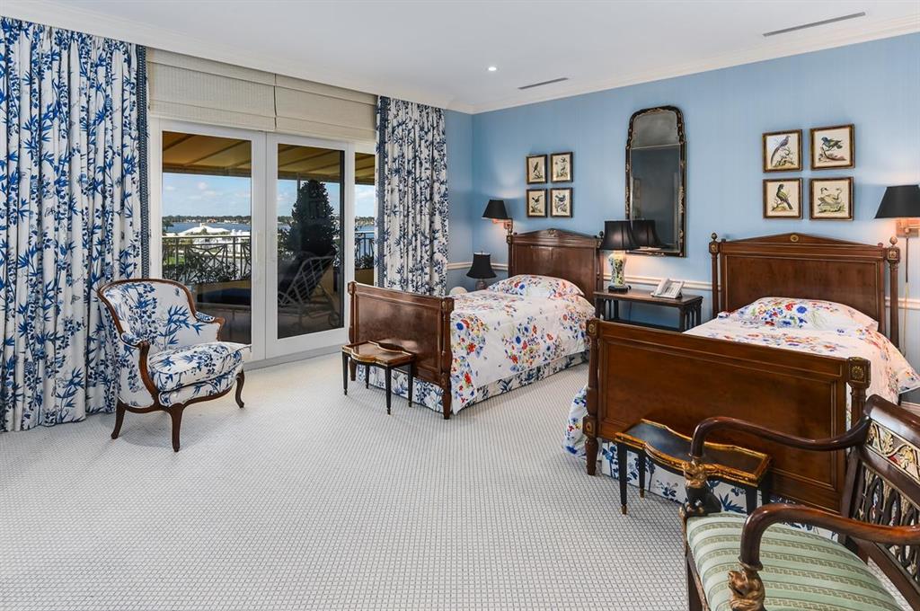 VILLAS INC - Residential