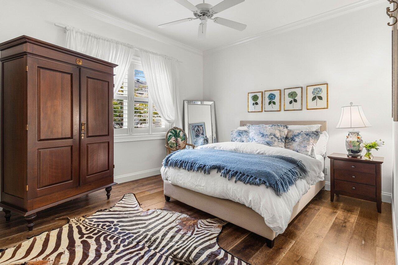 WATERS EDGE EST - Residential