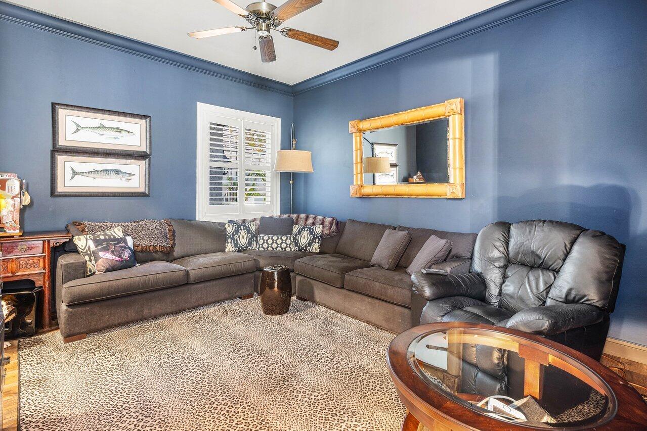 WATERS EDGE EST - Residential