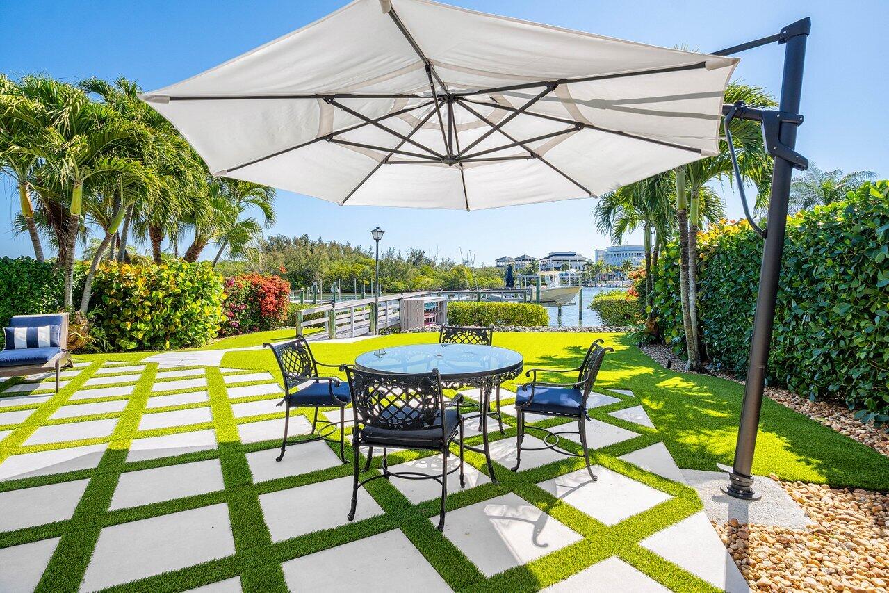 WATERS EDGE EST - Residential