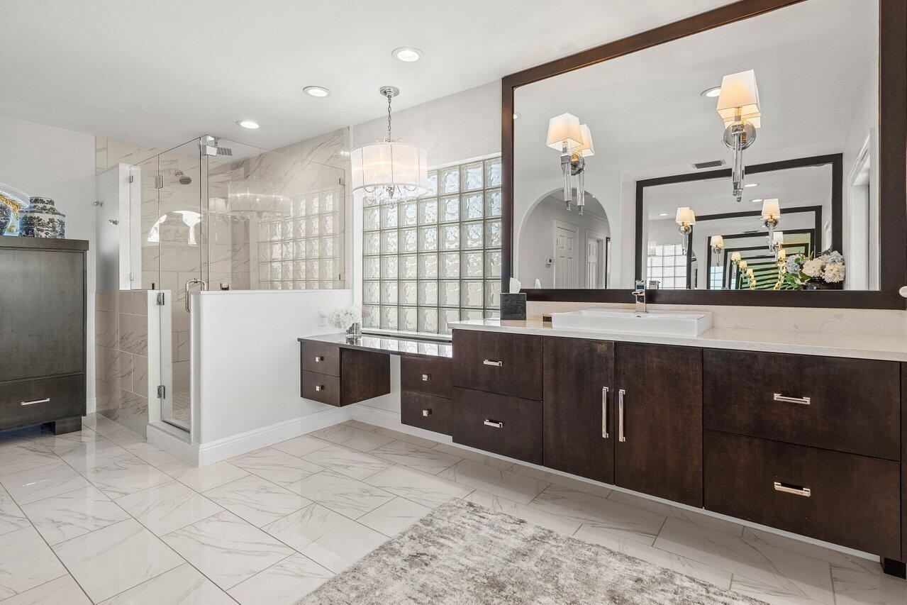 WATERS EDGE EST - Residential