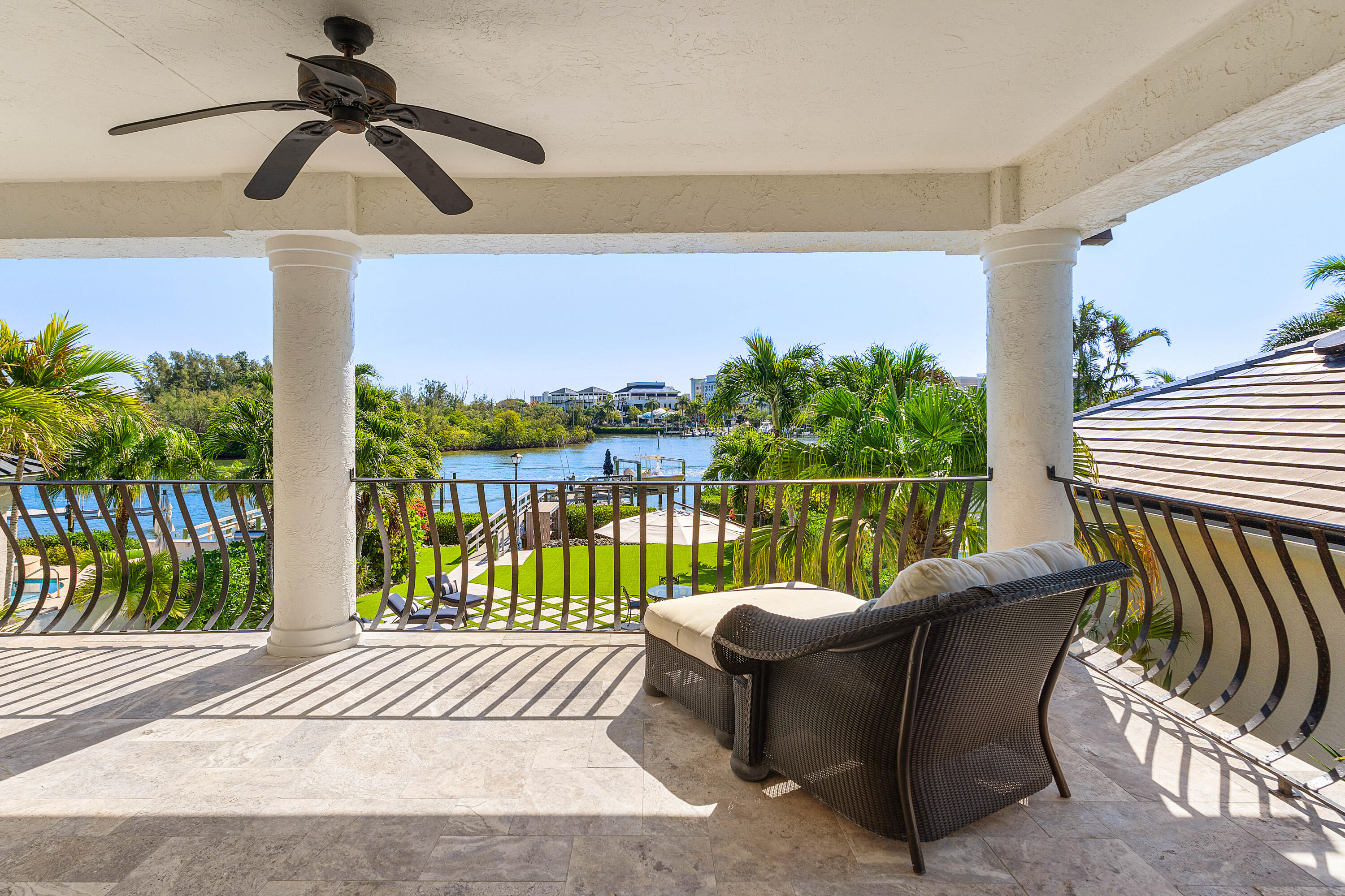 WATERS EDGE EST - Residential