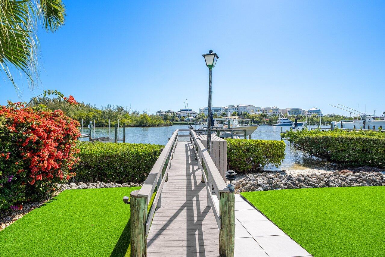 WATERS EDGE EST - Residential