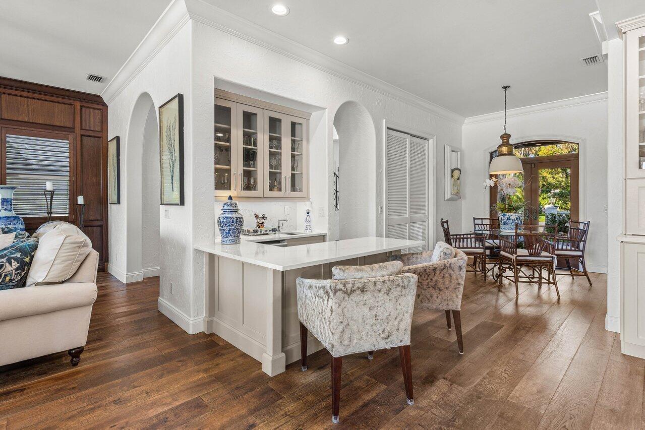 WATERS EDGE EST - Residential