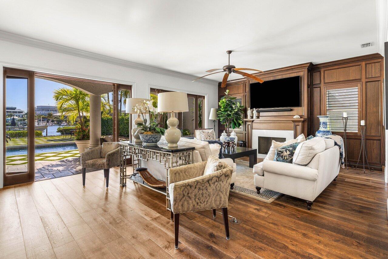 WATERS EDGE EST - Residential