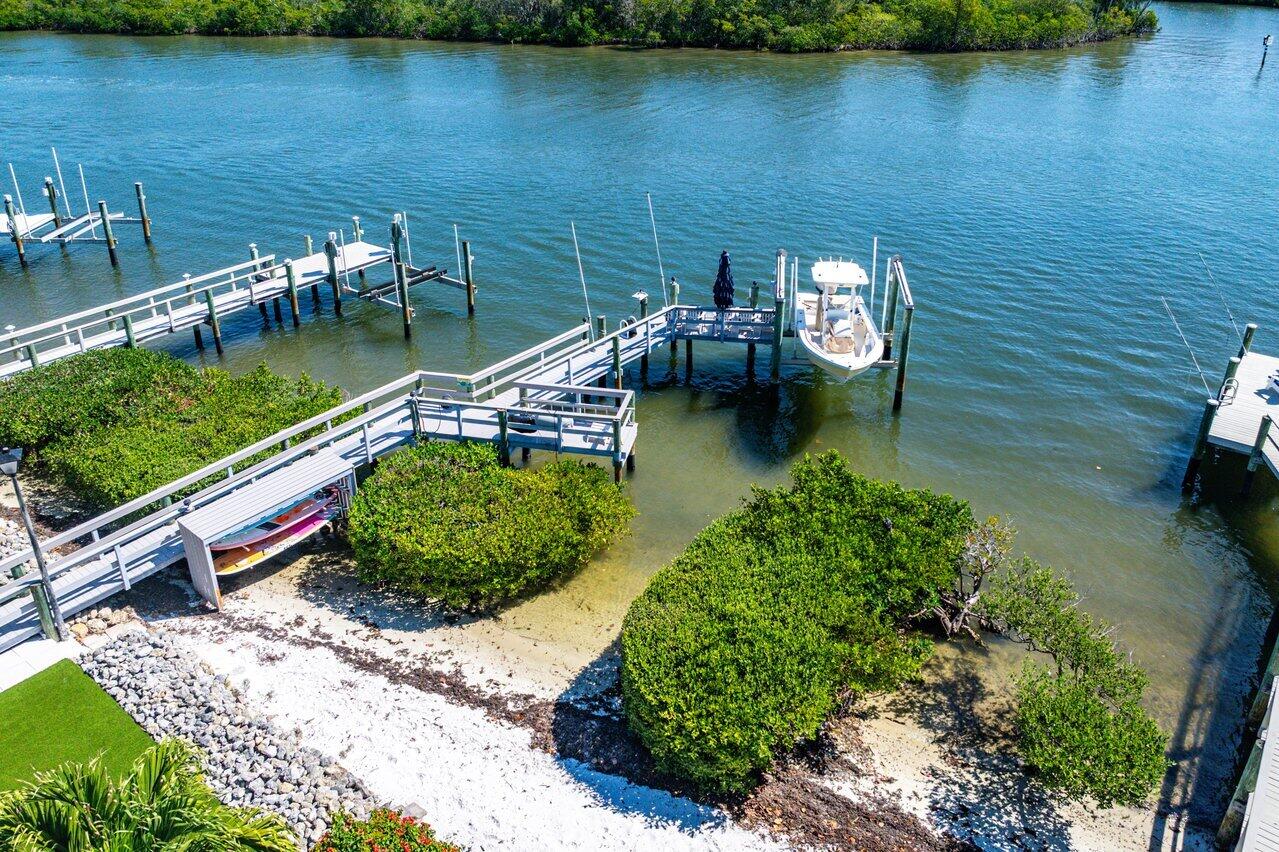 WATERS EDGE EST - Residential