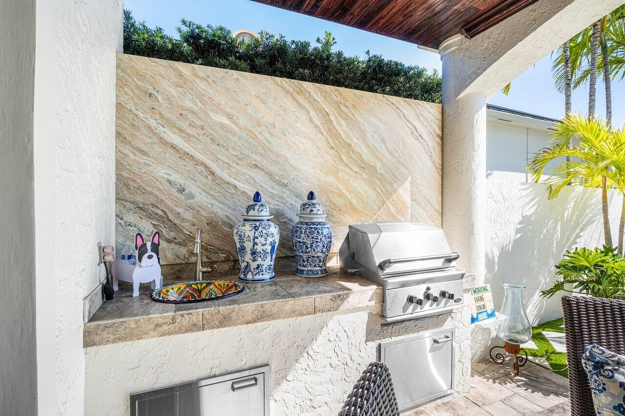 WATERS EDGE EST - Residential