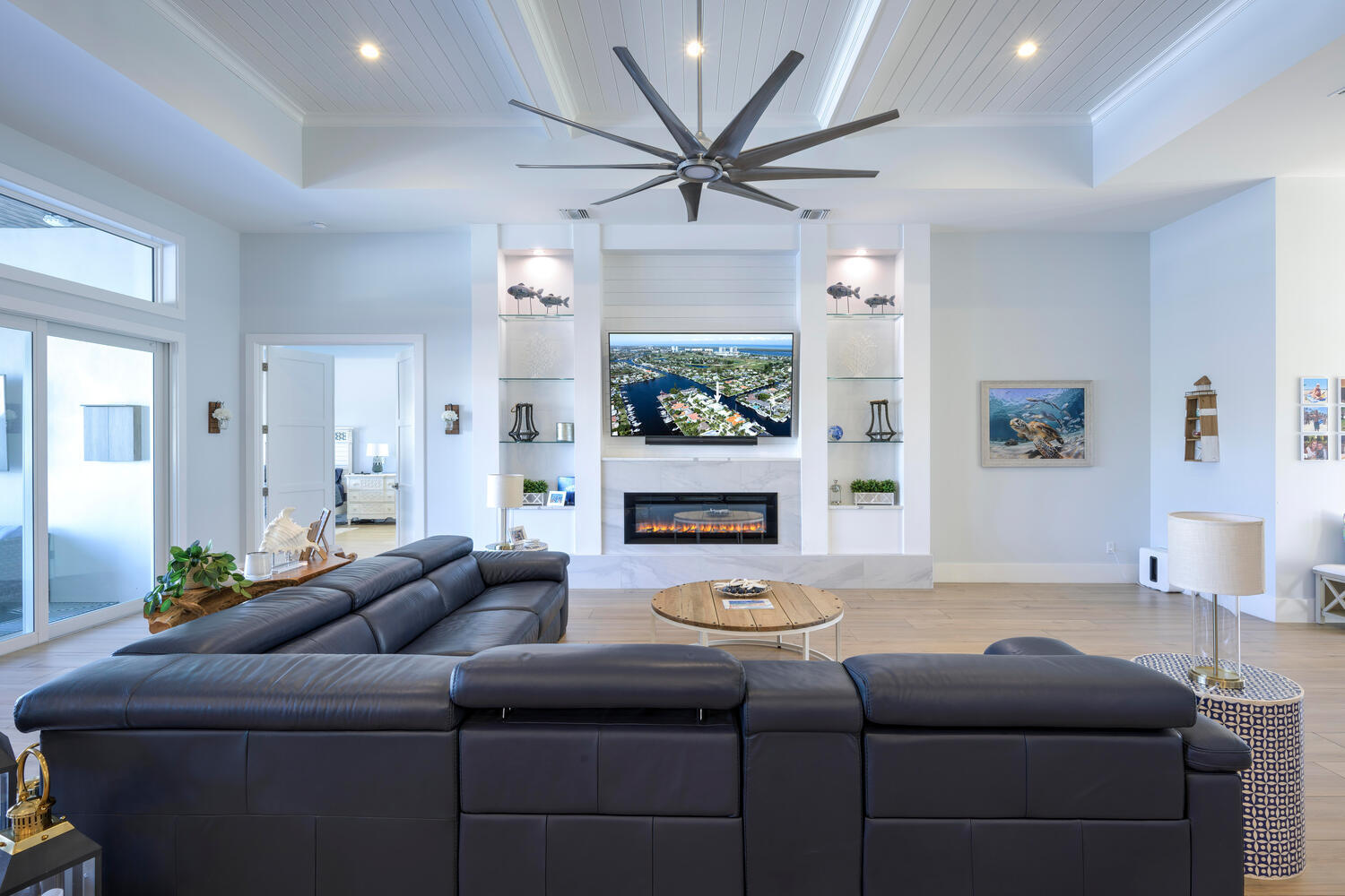 NORTH PALM BEACH VILLAGE OF 6 - Residential