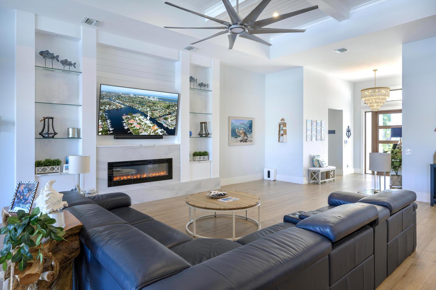 NORTH PALM BEACH VILLAGE - Residential