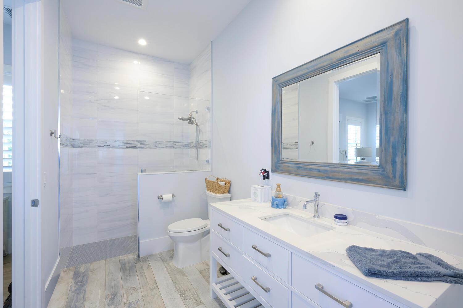 NORTH PALM BEACH VILLAGE - Residential