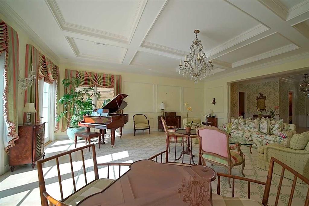 OLD PORT VILLAGE 2 - Residential