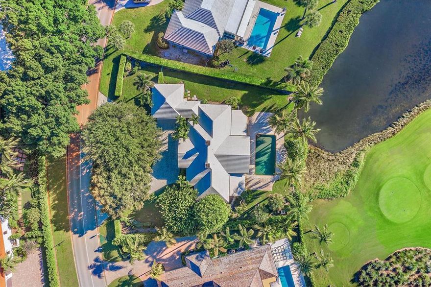 Golf Course Lakefront - Endless opportunities available with this 3 bedroom, 3 full and 1 half bathroom home on Lost Tree Way. At almost 3,000 sqft under air, the home features a large pool and fabulous southern golf course views.