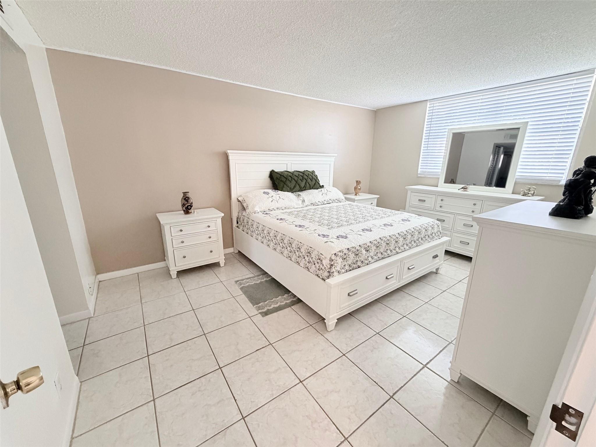 Holiday Springs - Residential