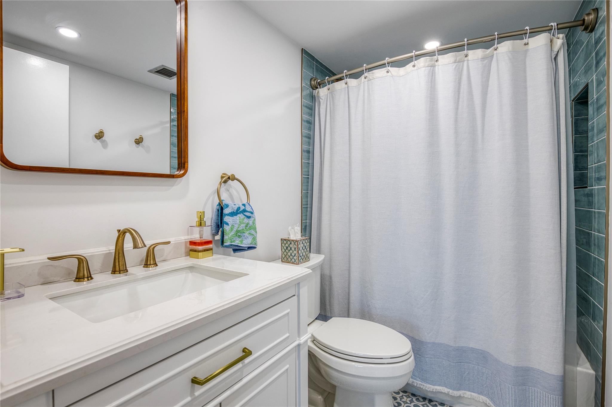 Pompano Beach Club North - Residential Lease