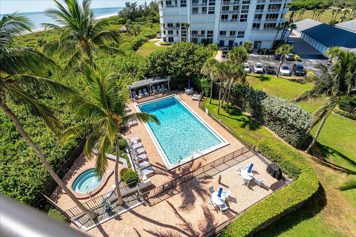 BARCLAY BEACH CLUB PHASE - Residential Lease