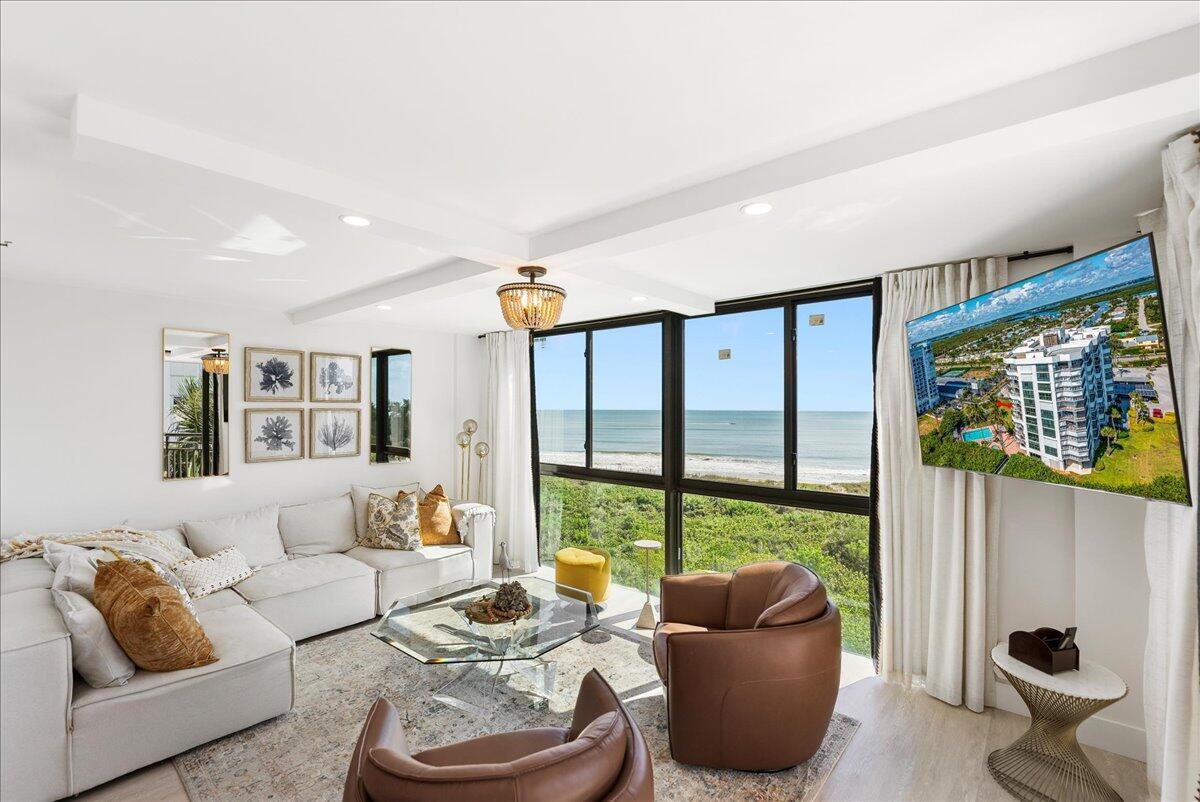 BARCLAY BEACH CLUB PHASE - Residential Lease