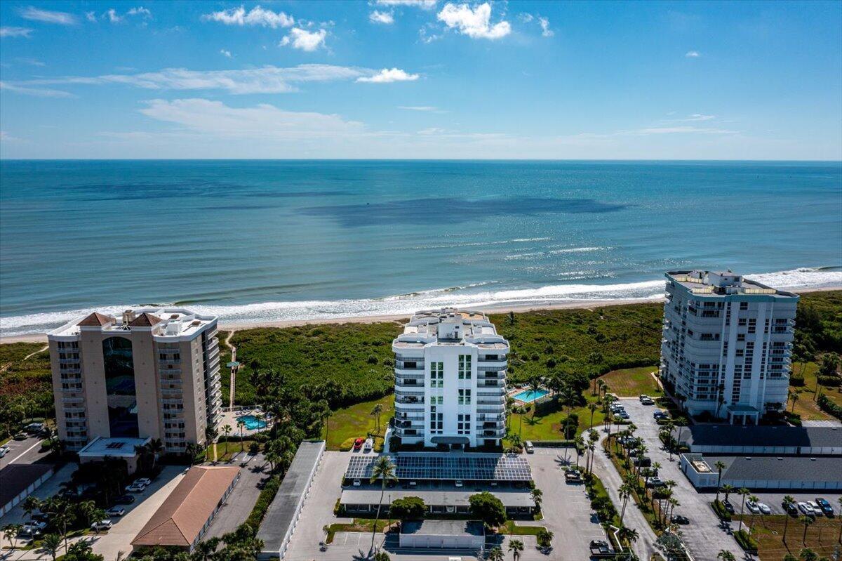 BARCLAY BEACH CLUB PHASE - Residential Lease