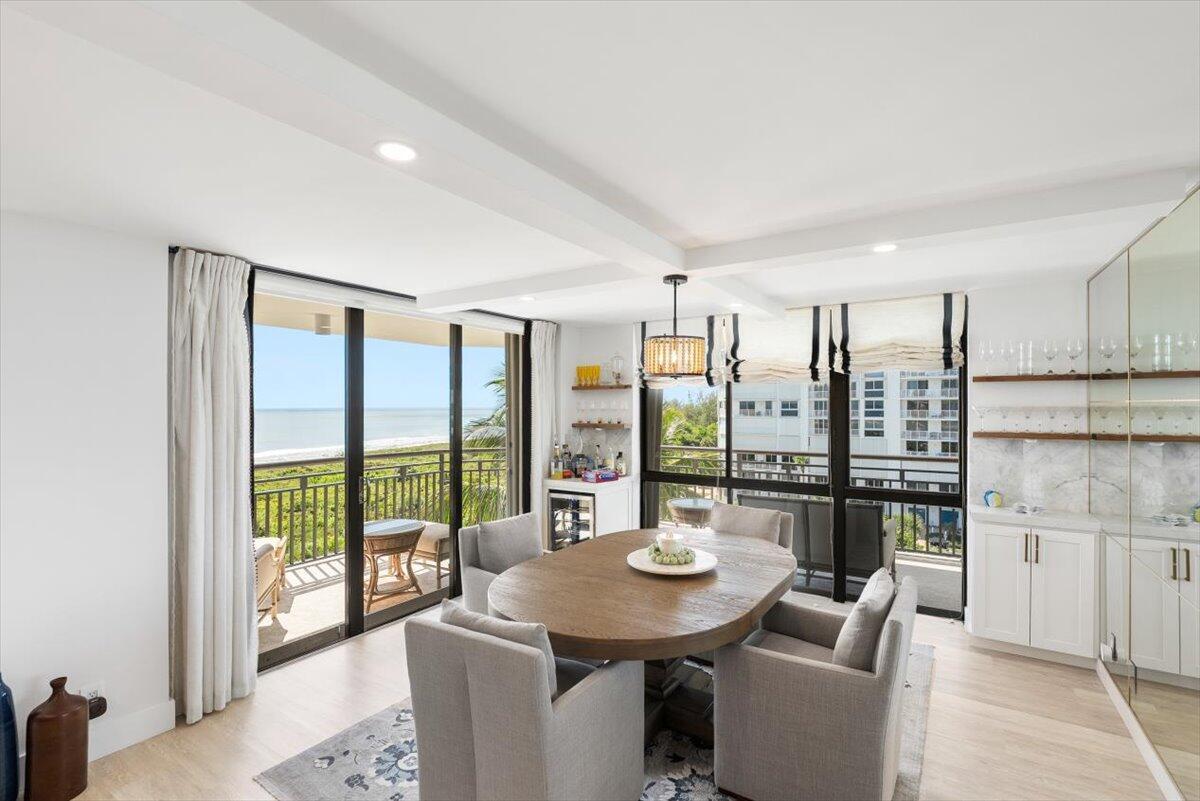 BARCLAY BEACH CLUB PHASE - Residential Lease