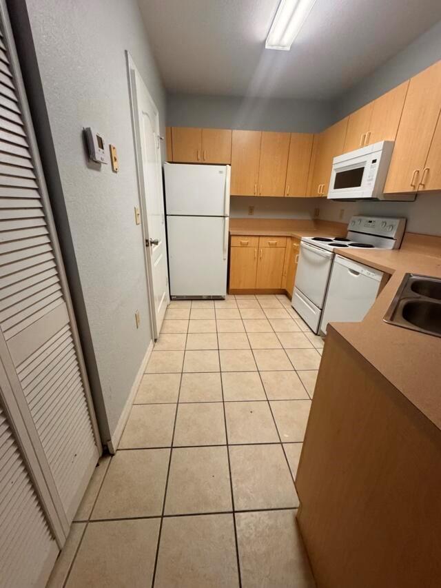 THE BELMONT II AT ST LUCI - Residential Lease