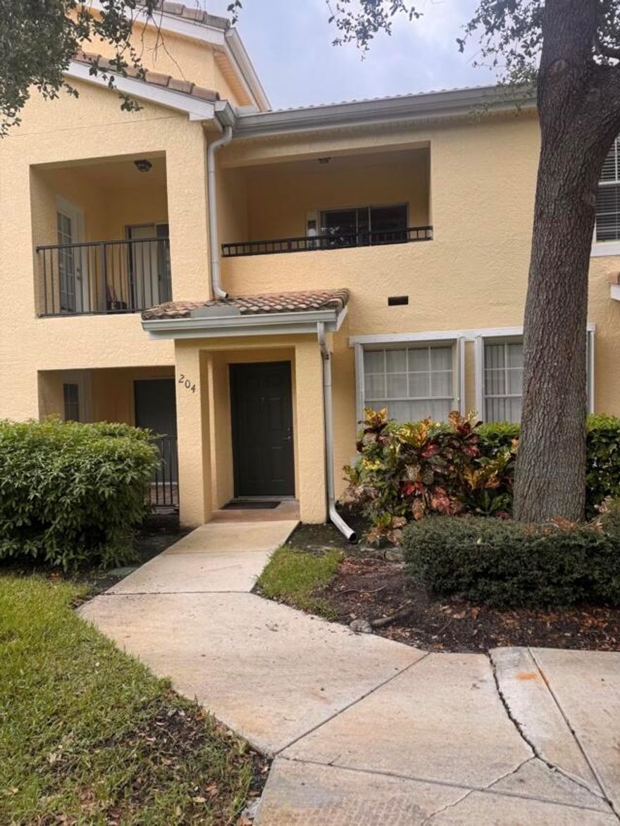 Beautifully maintained 1-bedroom, 1-bathroom condo located in the desirable St. Lucie West area. This home offers a relaxed lifestyle close to everything you need. Step into a bright, open living space with neutral tones and naturallight that create a welcoming atmosphere. The kitchen features modern appliances, ample cabinetry, and a functional layout that opens to the living and dining area. The bedroom is spacious, featuring a large closet and direct access to the updated bathroom. You'll also enjoy a private balcony, ideal for morning coffee or evening relaxation. resort-style amenities, including a swimming pool, clubhouse, fitness center, tennis courts, and gated entry.