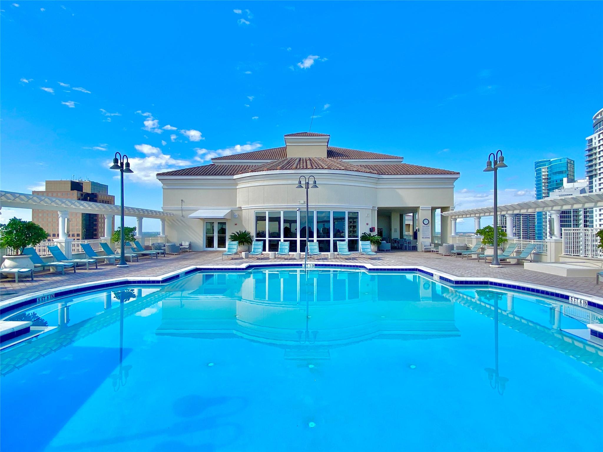 NURIVER LANDING CONDO - Residential