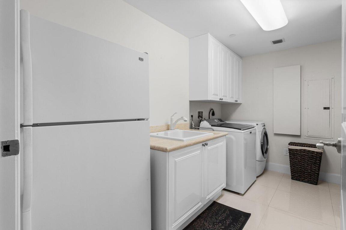 2700 NORTH OCEAN CONDO - Residential