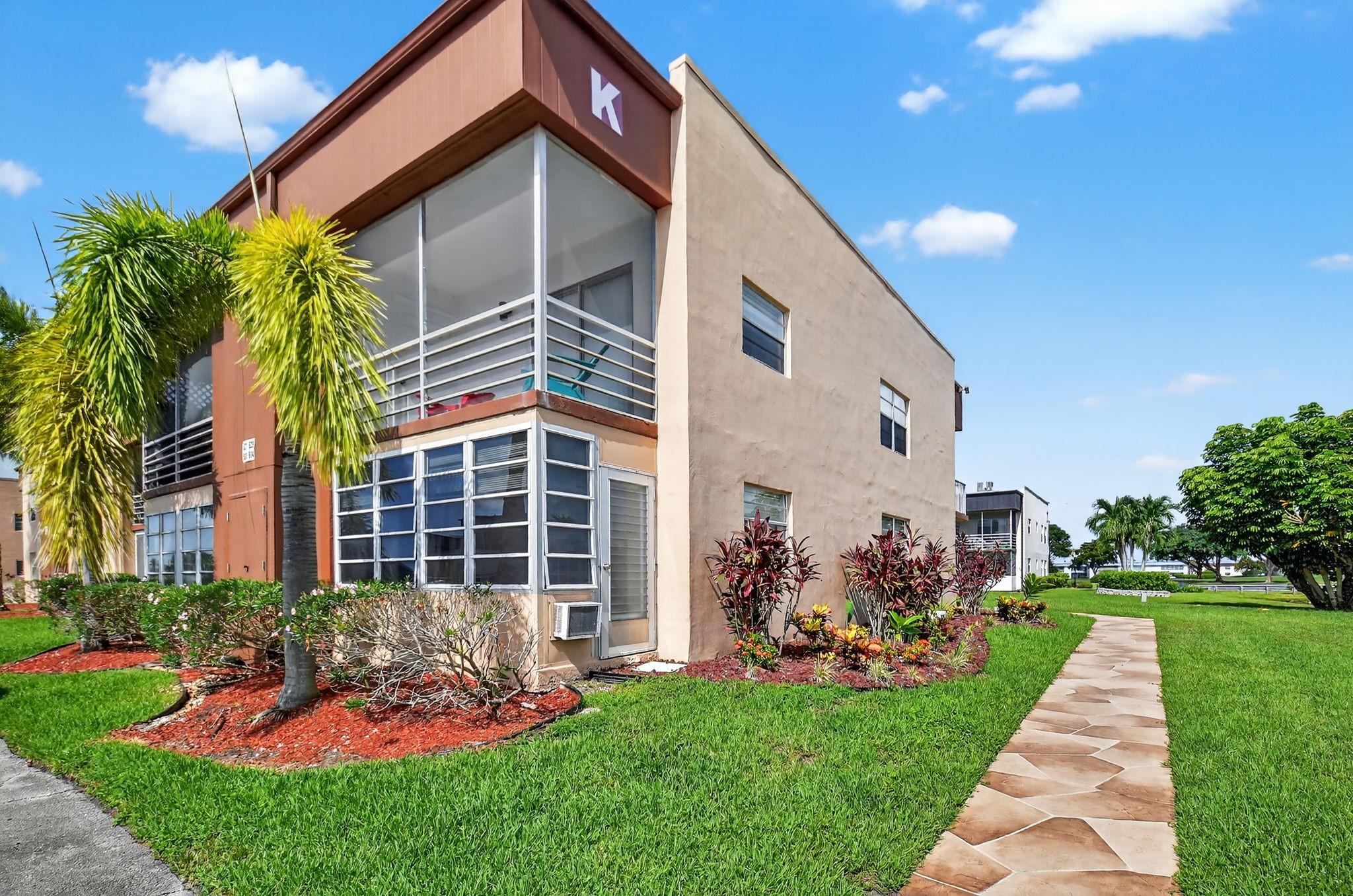 Charming, fully furnished 1st floor corner unit in Kings Point, Delray Beach! This 1-bed, 1.5-bath condo offers 760 sq ft of thoughtfully designed living space with elegant diagonal tile floors. Enjoy serene canal views from your fully enclosed lanai and the convenience of being just steps from the Burgundy Pool. Located in a vibrant 55+ gated community, Kings Point boasts resort-style amenities: clubhouse, fitness center, 18-hole golf course, multiple pools, pickleball, theater, and more. Courtesy bus to shopping and dining. Walk to pools, close to downtown and beaches. Affordable, well-maintained golf course. Move-in ready for relaxed Florida living!