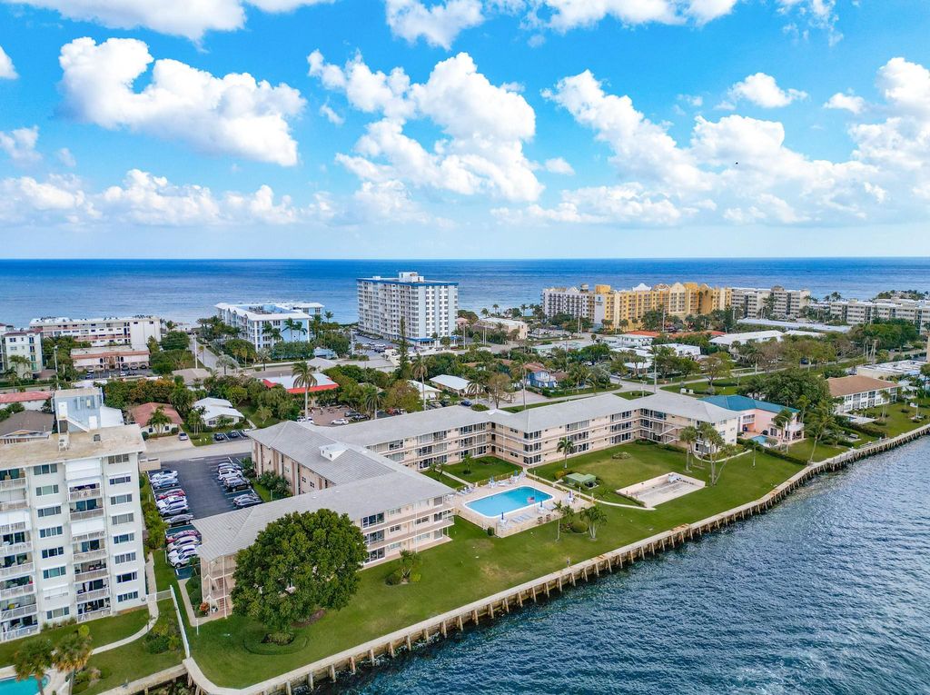 Photo of 745 SE 19th Avenue #314, Deerfield Beach, FL 33441 (MLS # F10480861)