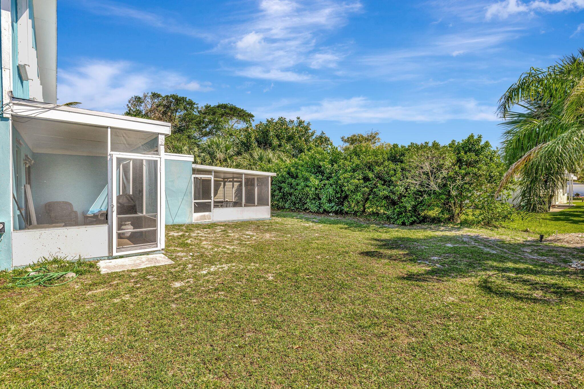 SURFSIDE UNIT 1 SUBDIVISI - Residential Lease