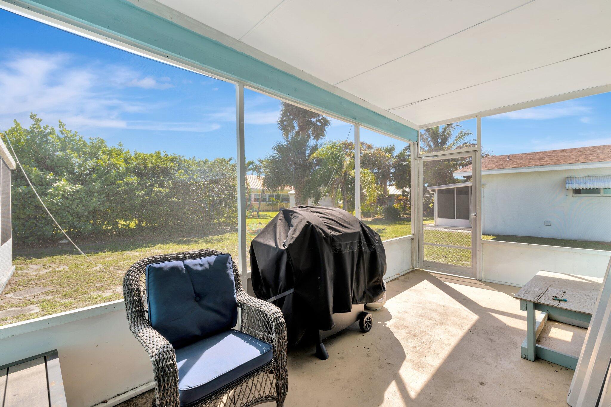SURFSIDE UNIT 1 SUBDIVISI - Residential Lease