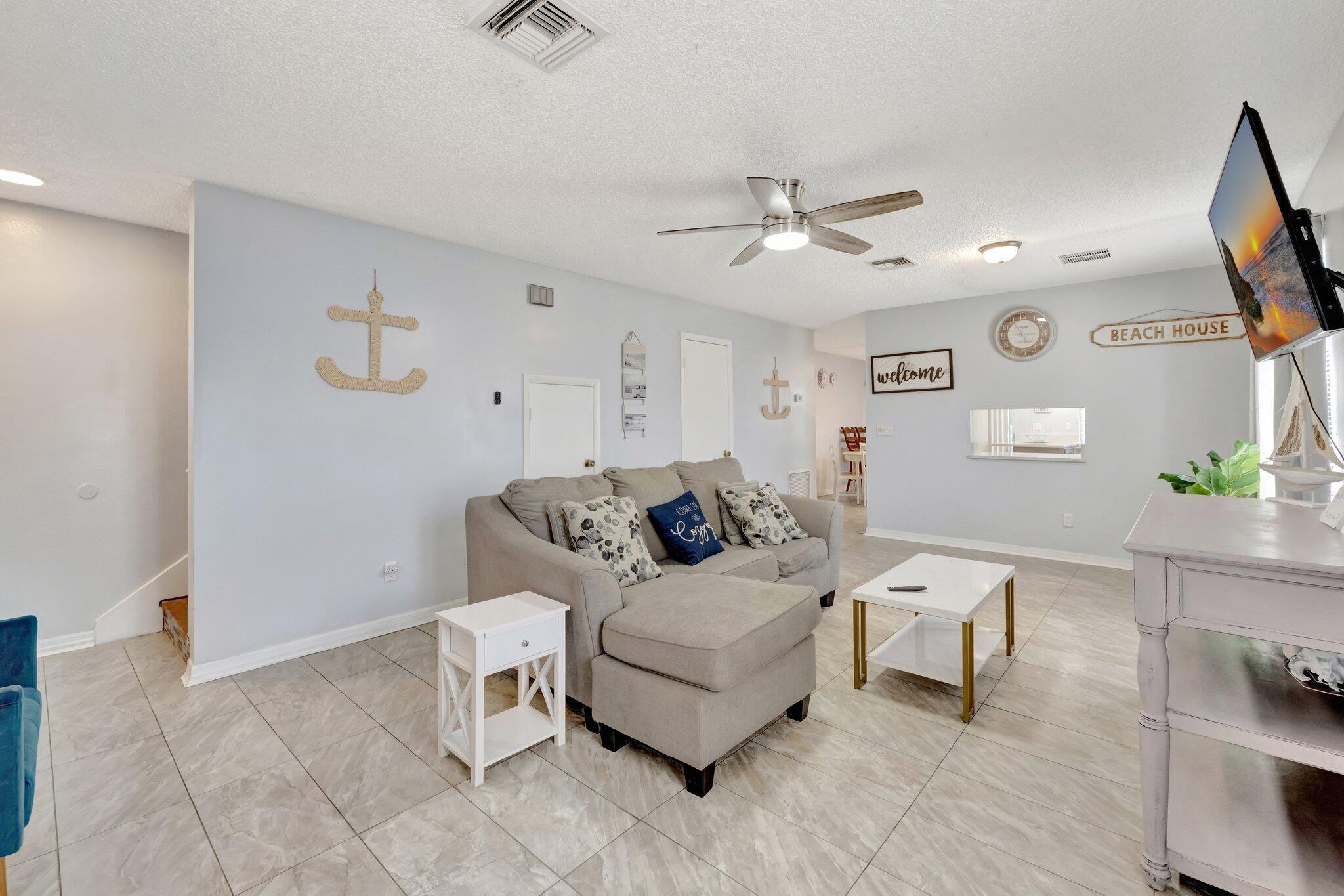 SURFSIDE UNIT 1 SUBDIVISI - Residential Lease