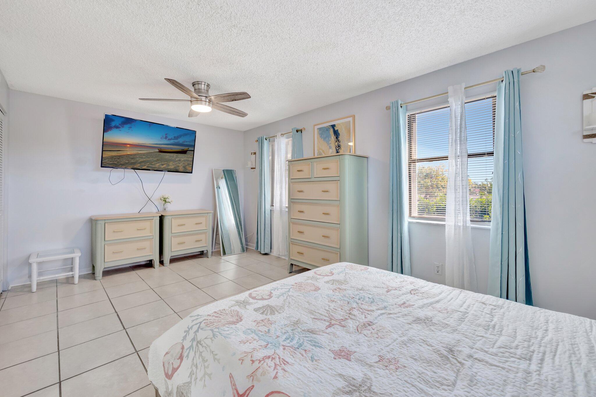 SURFSIDE UNIT 1 SUBDIVISI - Residential Lease