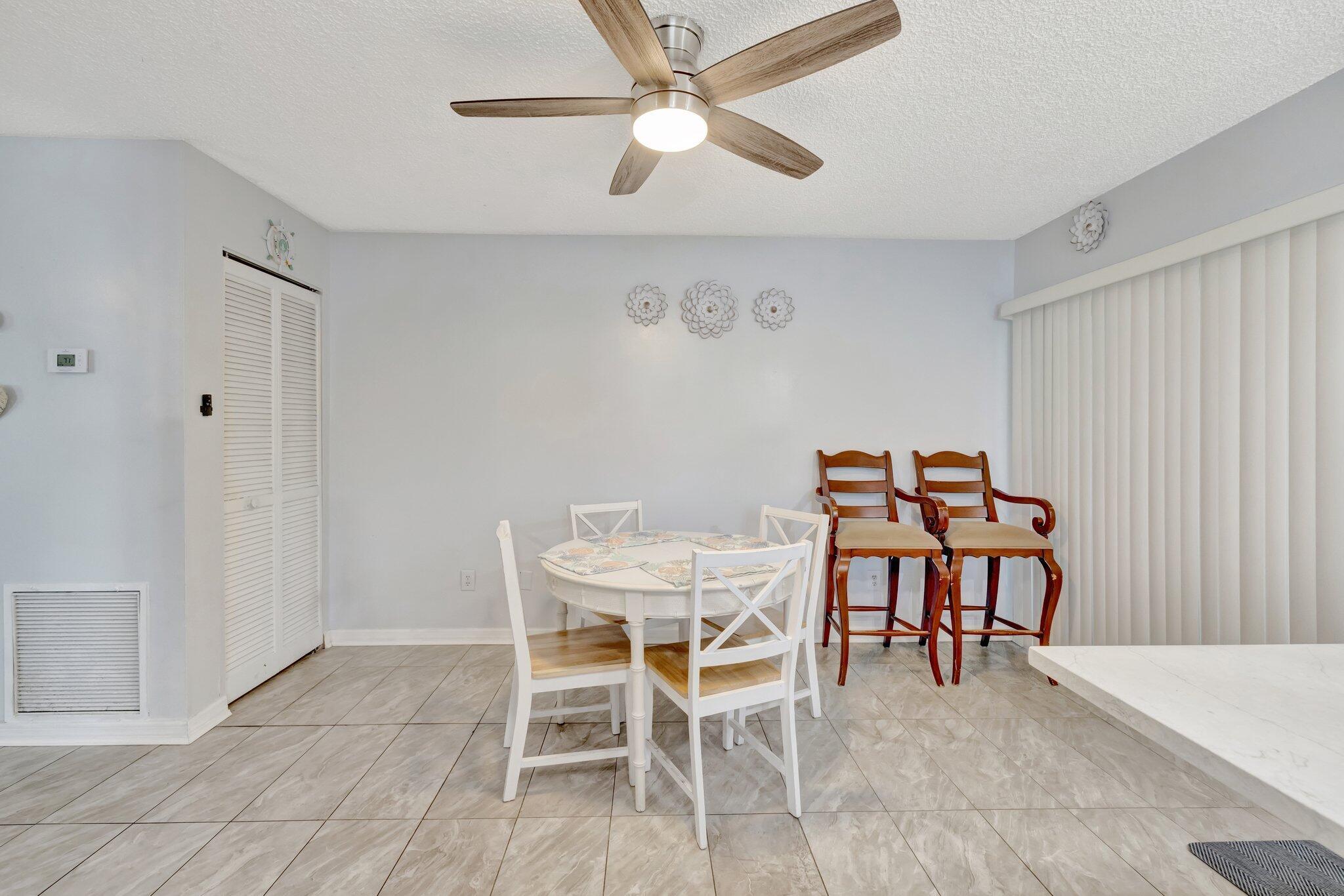 SURFSIDE UNIT 1 SUBDIVISI - Residential Lease